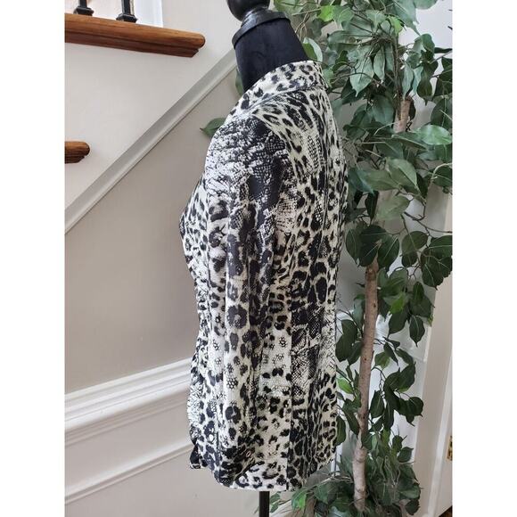 Essentials Women Black White Snake Print Polyester Button Front Top Shirt Small - Picture 4 of 12